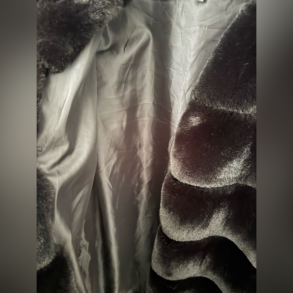 With Love Faux Fur Coat - Black NWOT - Picture 10 of 10